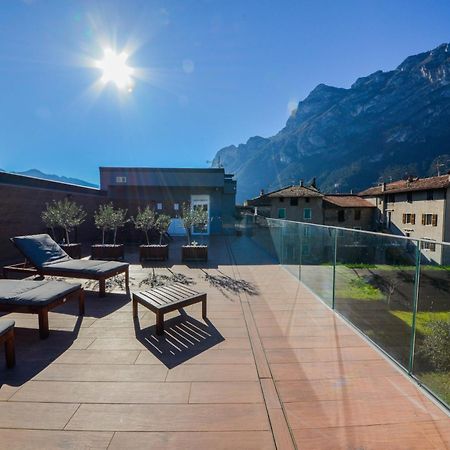 Garda Family & Solarium Riva del Garda Exterior foto