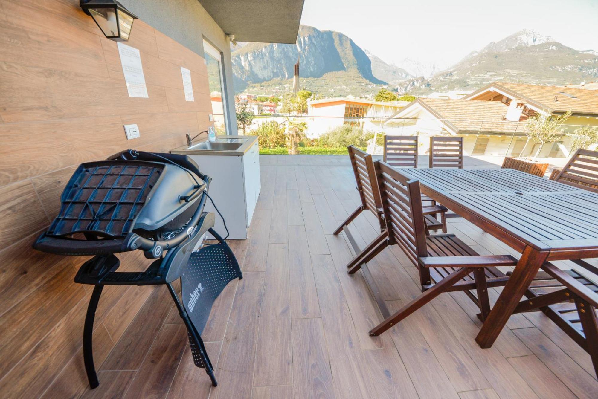Garda Family & Solarium Riva del Garda Exterior foto